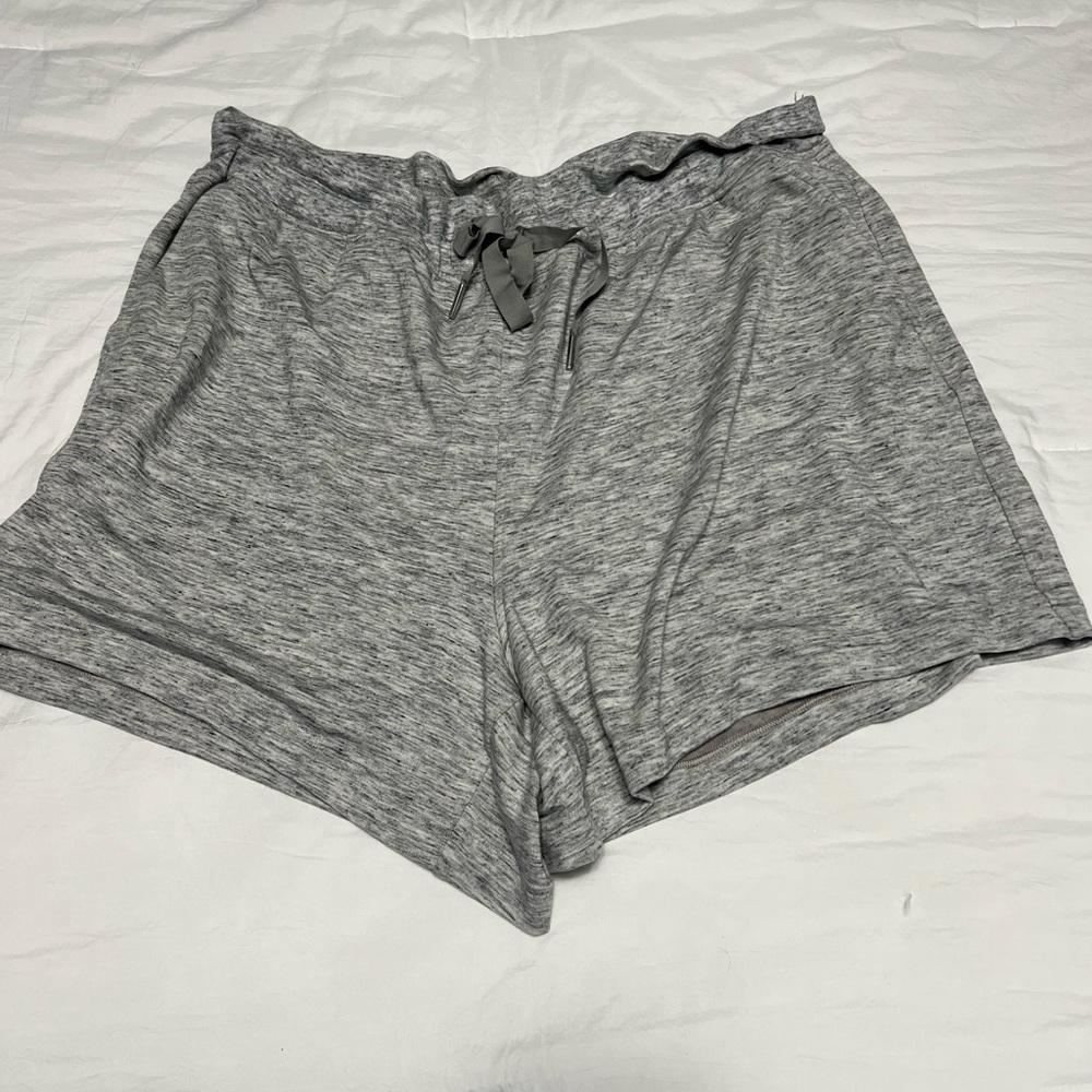 Athleta 3x shorts never worn